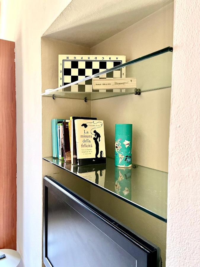 Appartamento In Centro Storico "La Casa Di Cri" Asti Extérieur photo