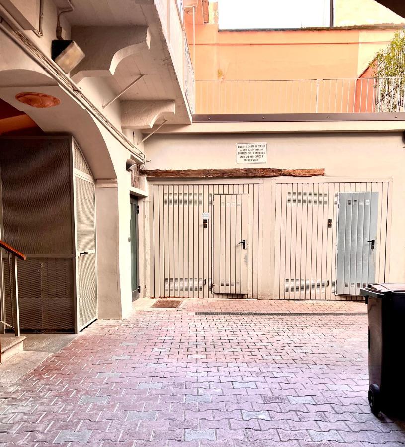 Appartamento In Centro Storico "La Casa Di Cri" Asti Extérieur photo